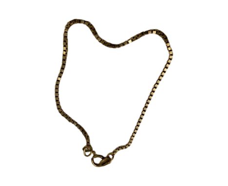 9ct gold box chain bracelet.
Total length approximately 7cm.
Approximate weight is 2.2 grammes