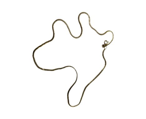 9ct gold flat box chain.
Total length is approx 47cm
Weight approx 5.1 grammes.
Good condition.