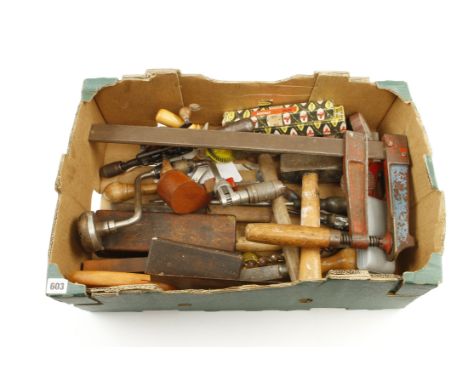 A box of tools G 