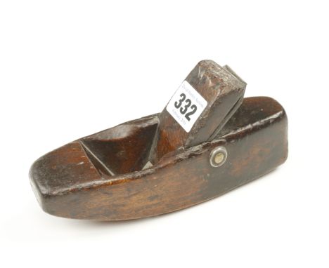 A primitive beech compass round plane G 