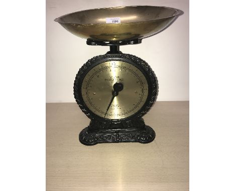 SET OF SCALES SALTERS