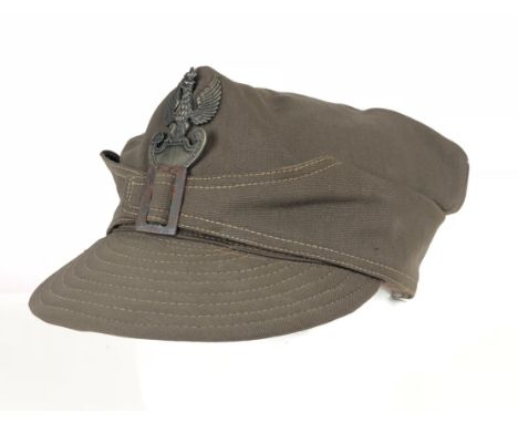 Polish Army WW2 Other Rank's Cap.  This example tailored in cotton material, with steel buckle to the front and Polish Army c