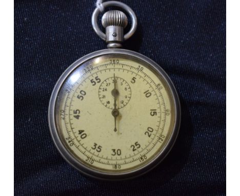 A WWII period Air Ministry Mk3A stopwatch, Ref 6B/221, probably by Smiths English Clocks Ltd, white dial, 0-360 scale, sub di