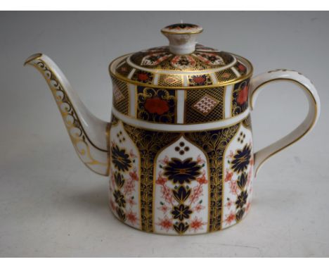 A Royal Crown Derby 1128 pattern teapot, first quality