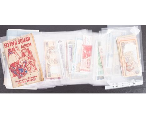 A collection of coins and banknotes, including Oxford Boxing Medal (silver hallmark), etc. 