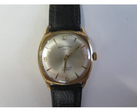A 9ct yellow gold Rotary 17 jewel manual wind wristwatch - 31mm case - hands adjust, running - approx weight 23 grams 