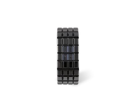  A BLACK CERAMIC QUARTZ DIGITAL BRACELET WATCH, BY CHANELThe quartz movement, 4 apertures for digital hour and minute display
