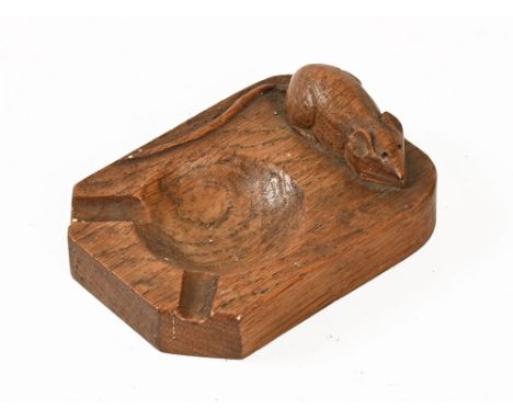 Robert Mouseman Thompson (Mousey Thompson), a carved oak ashtray.&nbsp; Length 10 cm, width 7.5 cm.