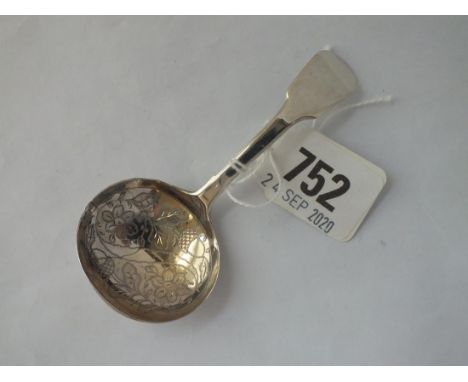 Another fiddle pattern caddy spoon with leaf decorated bowl, London, 1829, by JW