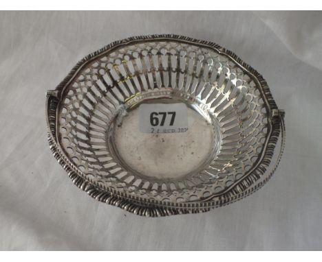 A Georgian Epergne with pierced sides - 5.5"DIA - Lion passant mark only - 120gms