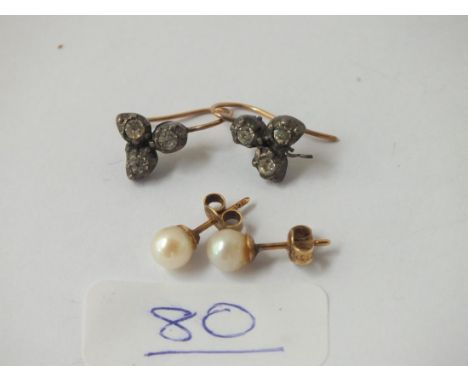 Two pairs of earrings - 1 pearl &amp; 1 paste