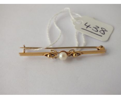A pearl set brooch in 9ct - 1.6gms