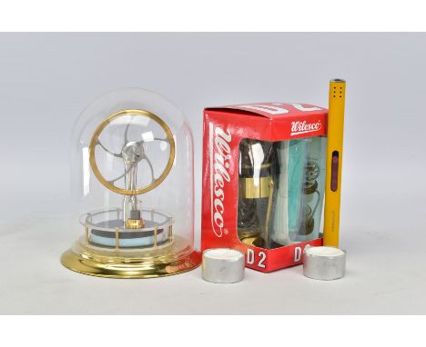 A BOXED WILESCO D2 HOT AIR ENGINE, not tested, appears complete and in very good condition, with instructions, unopened oil s