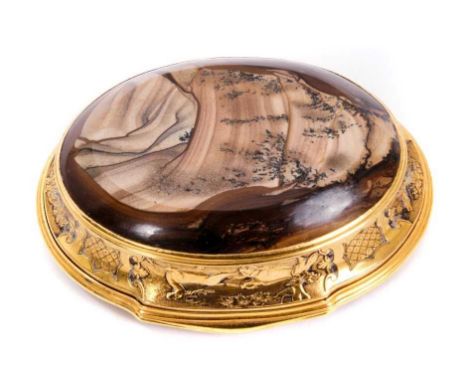 18th century Continental gold mounted moss agate snuff box, cushion form with hinged cover, with relief border of hunting sce