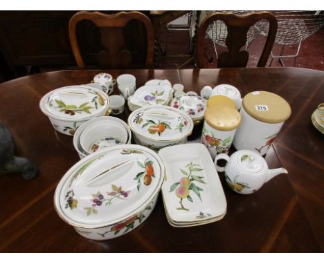Large collection of Royal Worcester Evesham pattern