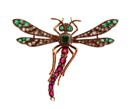 EARLY TWENTIETH CENTURY EMERALD, RUBY AND DIAMOND SET DRAGONFLY BROOCH, with emerald set eyes, wings and body and ruby set ta