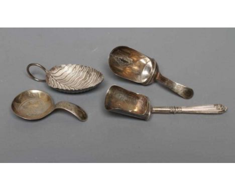 A GEORGE III SILVER LEAF CADDY SPOON by Edward Mayfield or Elizabeth Morley, London 1807, with plain wirework loop handle, 2 