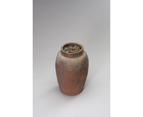 AN INTERESTING CERAMIC AMPHORA FILLED WITH COINSChina, Song Dynasty (960 - 1279). Of cylindrical form rising from a flat base