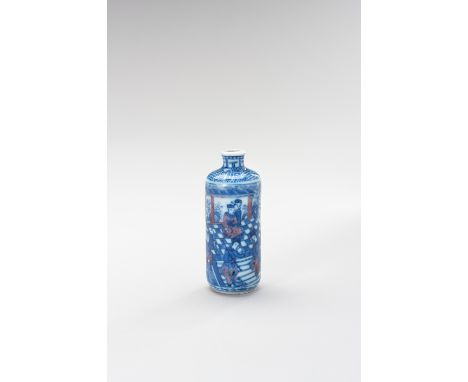 A BLUE, WHITE AND IRON RED PORCELAIN SNUFF BOTTLEChina, 19th century. The cylindrical bottle finely decorated in underglaze b