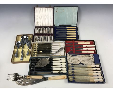 Vintage boxed knives and cake forks etc