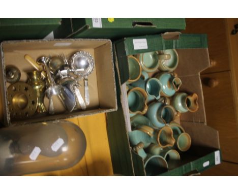 A SMALL BOX OF PRINKNASH POTTERY AND A SMALL QUANTITY OF SILVER PLATE ETC