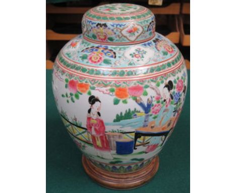 FAMILLE VERTE STYLE HANDPAINTED CERAMIC GINGER JAR WITH COVER, DECORATED WITH ORIENTAL FIGURES (AT FAULT)