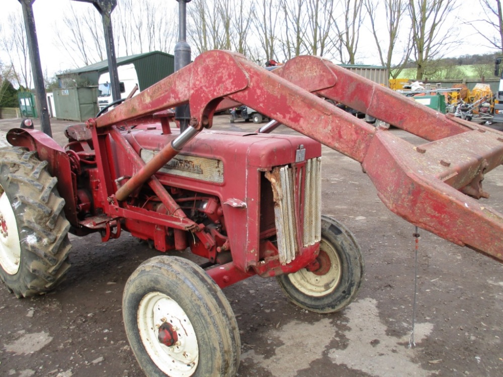 International B414 Tractor With Forend Loader With Bucket Drives ...