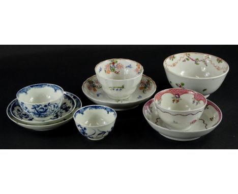 Various items of late 18th/early 19thC English porcelain, to include two Worcester saucers and two tea bowls, a Newhall sugar