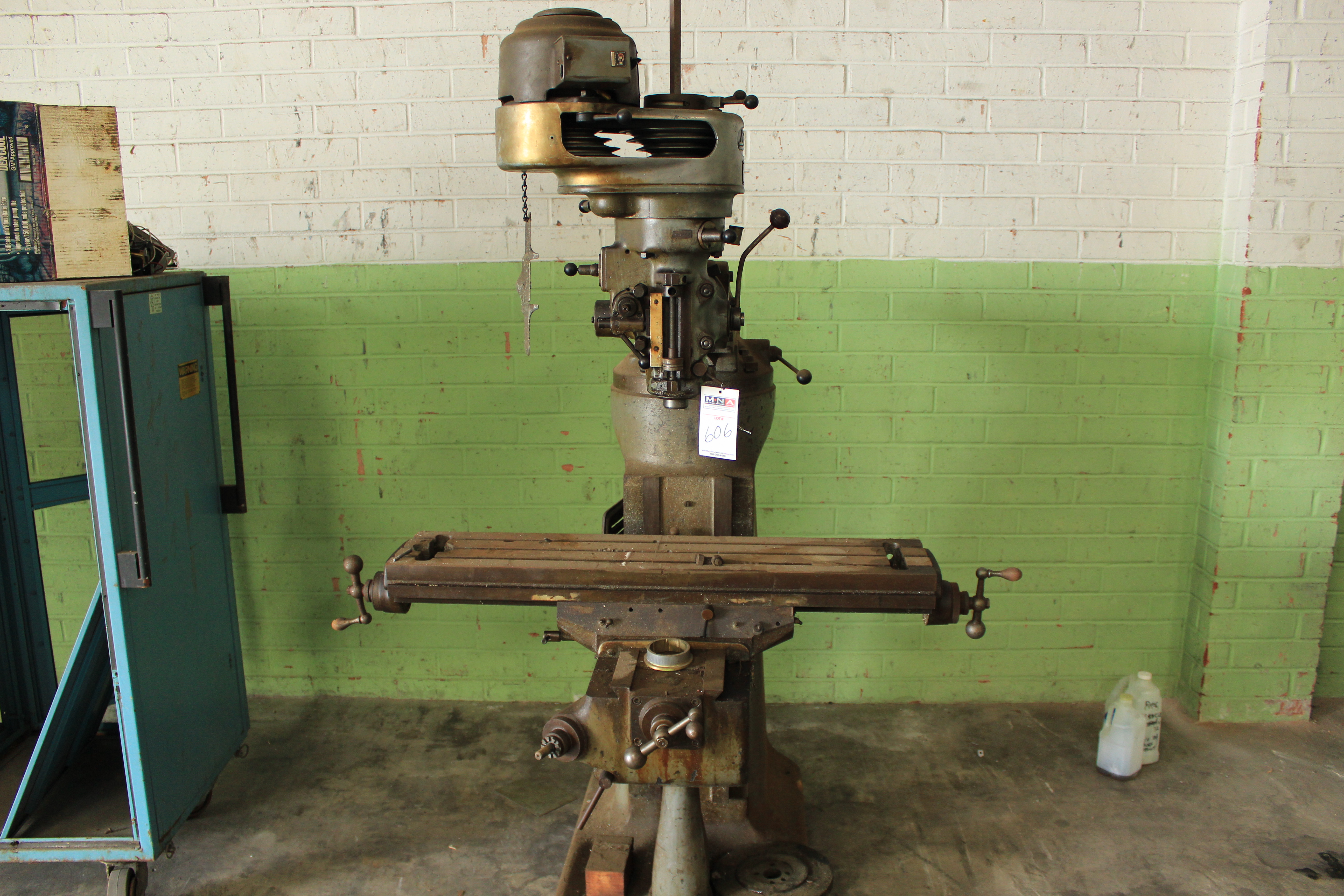 BRIDGEPORT VERTICAL DRILL PRESS S/N J61985