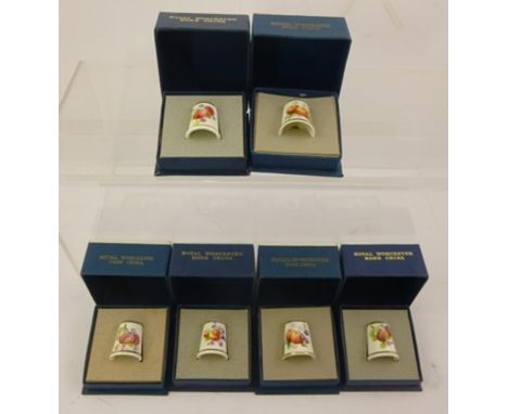A COLLECTION OF SIX ROYAL WORCESTER HAND PAINTED PORCELAIN THIMBLES, fruit, boxed 