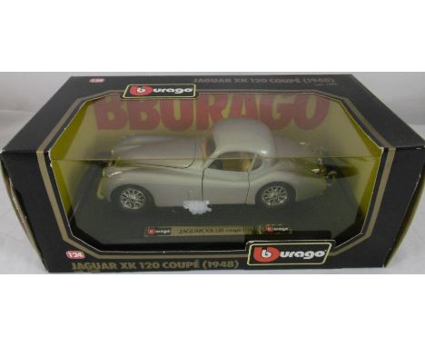 Burago 1/24 model Jaguar XK120 Coupe