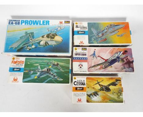 Hasegawa, Hales - Five boxed 1:72 scale plastic military aircraft model kits by Hasegawa. Lot includes Hasegawa K14 US Navy G