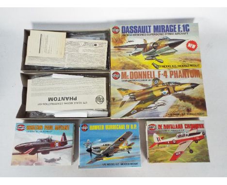 Airfix - Five boxed 1:72 scale plastic military aircraft model kits in Type 4 and 5 boxes. Lot consists of Airfix #61012 Hawk