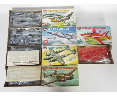 Airfix - Five boxed 1:72 scale plastic military aircraft model kits in type 6 boxes with the oval Airfix logo. Lot consists o