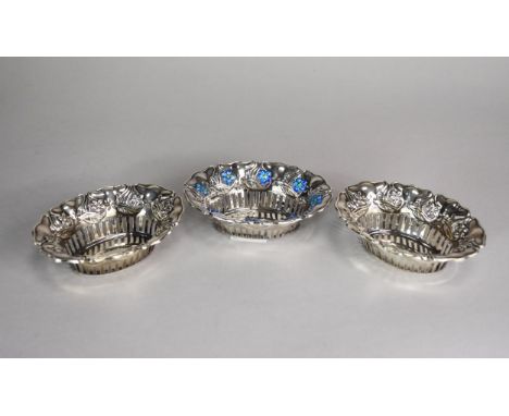 An Edwardian silver and enamel oval bowl, William Hair Haseler, Birmingham 1904, of oval pierced form with blue and green ena