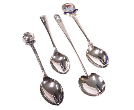 An Edward VII silver jam spoon, Sheffield 1904, George V silver bowls commemorative coffee spoon, Sheffield 1935, 0.78oz, tog