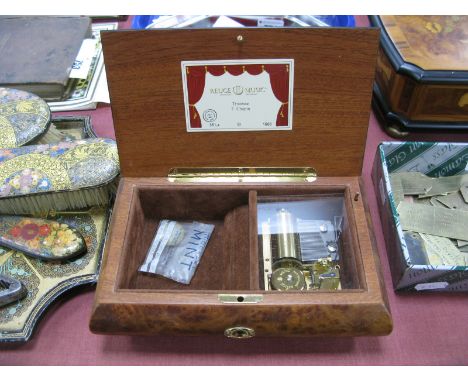 Reuge Music Sainte Croix, playing Tristesse, F. Chopin on a comb, the case featuring violin and vase, 21cm wide.