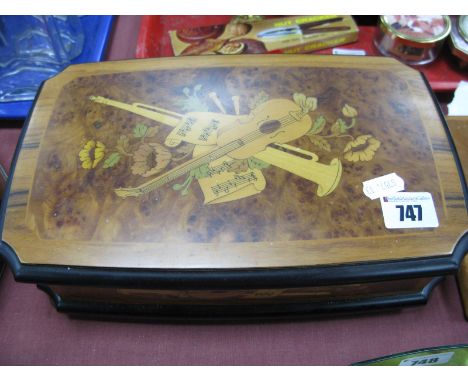 Reuge Music Sainte Croix, playing Clair De Lune, C. Debussy and four others on a comb, numbered 19224, the detached lid featu