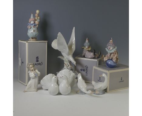 A small quantity of Lladro Figures, to comprise a pair of Doves, H 12.5cm,&nbsp;Lladro Figurine 'Turtle Dove' 4550, H 29cm, t
