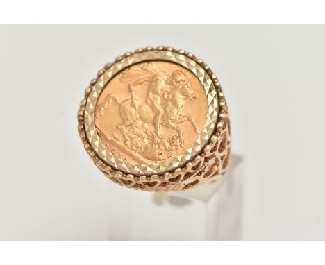 A FULL SOVEREIGN RING, a 1910 George and the Dragon full sovereign, Edward VII to the obverse, mounted in a 9ct gold open wor