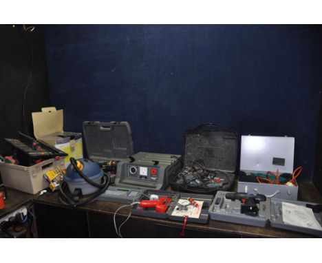 A COLLECTION OF POWER TOOLS including a Black and Decker drill (PAT pass and working), a vintage Black and Decker drill, a We