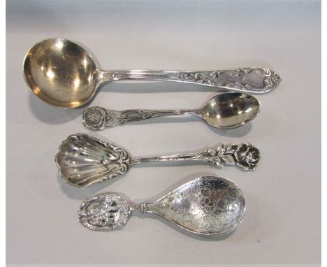 800 standard soup spoon, white metal caddy spoon, another with George and Dragon handle and one other (4) 