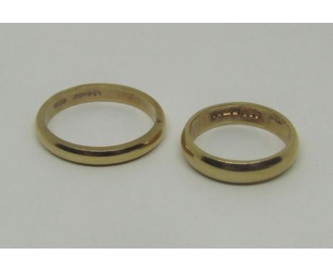 Two 9ct wedding rings, sizes J/K &amp; Q, 5.9g (2) 