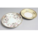 AN EARLY 19TH CENTURY BARR WORCESTER YELLOW GROUND SAUCER DISH, printed with 'Country Folk' and a