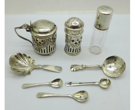 A silver mustard, a silver pepper, two Georgian silver caddy spoons including one by George Unite, both with Birmingham hallm