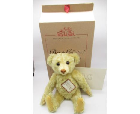 Steiff British Collectors Teddy Bear 2003 in yellow mohair with working growler mechanism, limited edition no. 2712/4000, box