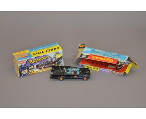 Vintage Corgi Toys no. 267 rocket firing Batmobile with Batman and Robin with working functions (AF, missing rockets) 