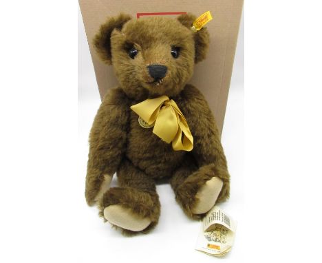 Steiff Classic 1909 Teddy Bear in brown mohair with working growler mechanism and yellow ribbon, boxed, H43cm 