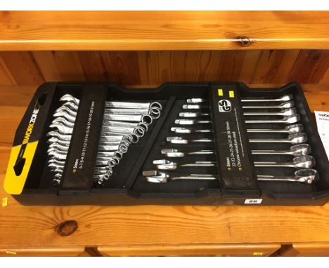 Workzone 25 piece wrench and spanner set (complete)