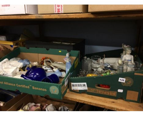 A shelf of assorted glassware etc.